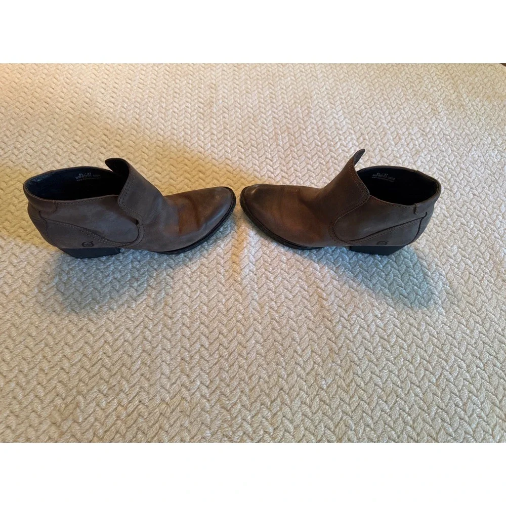 Born Kerri Dark Brown Leather Ankle Boots W22113 Womens 6.5